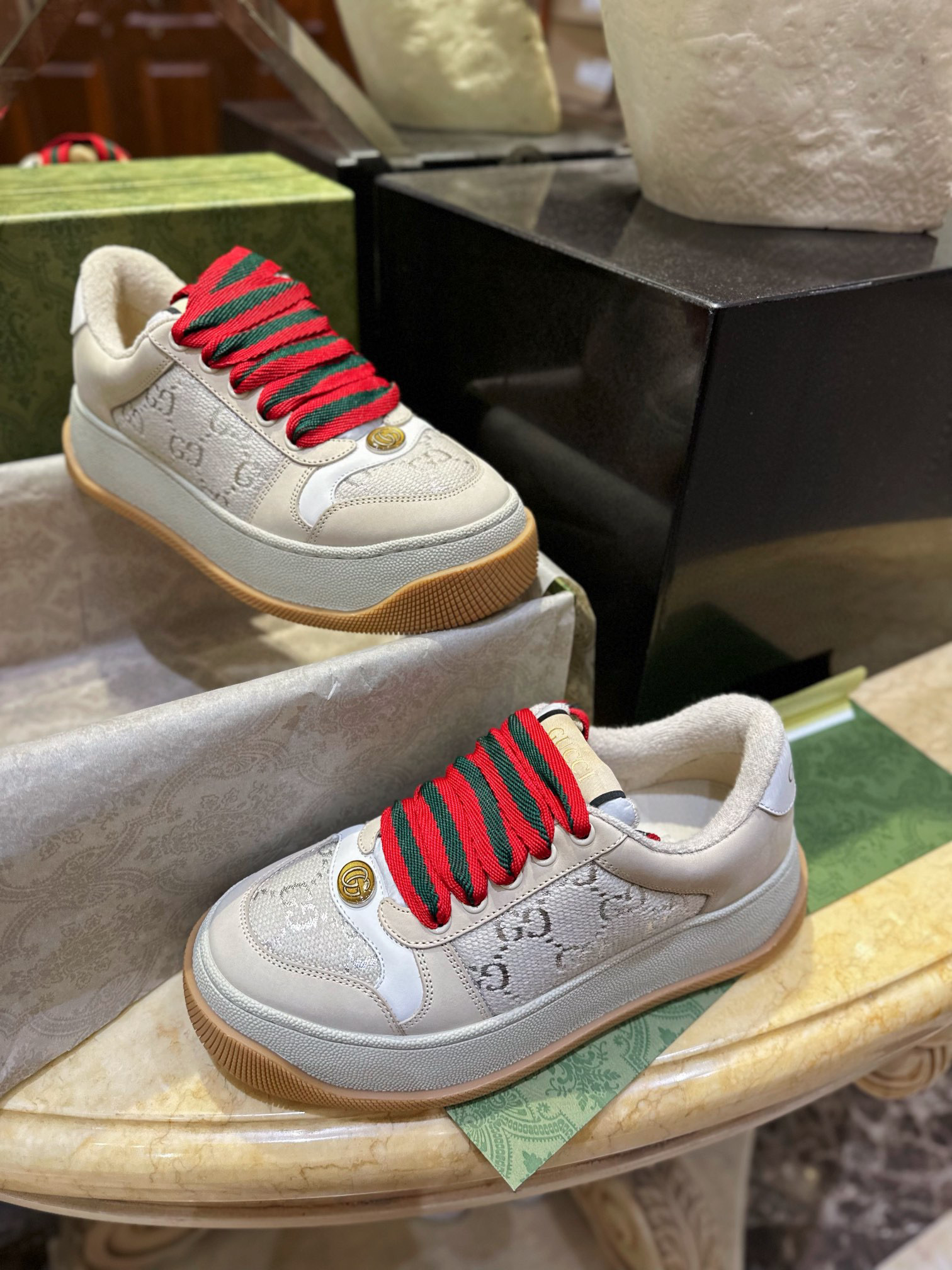 구찌 Gucci 스니커즈