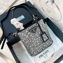 프라다 Prada 1BA373 버킷 백 16CM