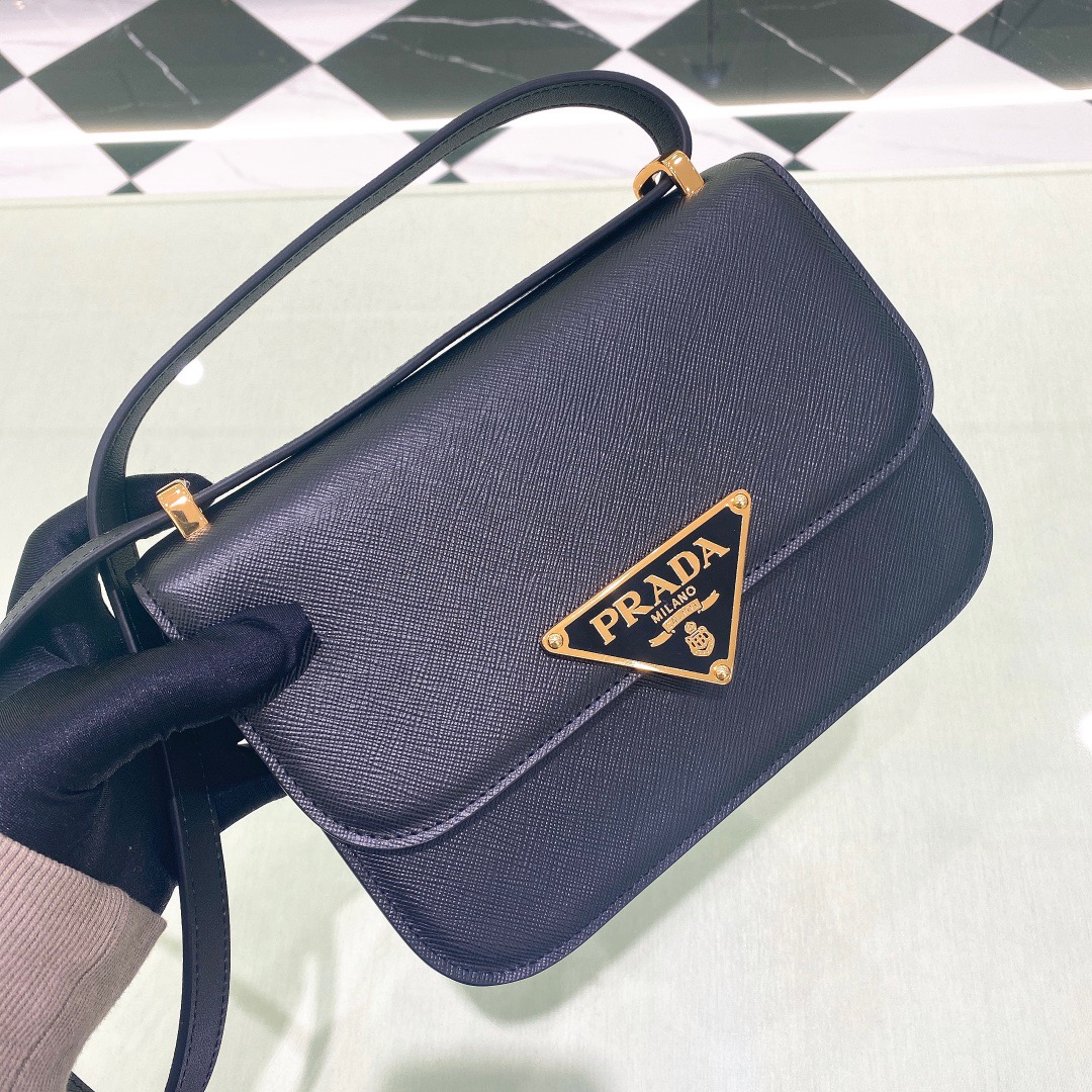 프라다 Prada 1BD320 숄더백 22.6CM