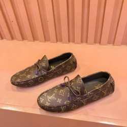 루이비통 Louis Vuitton 모카신