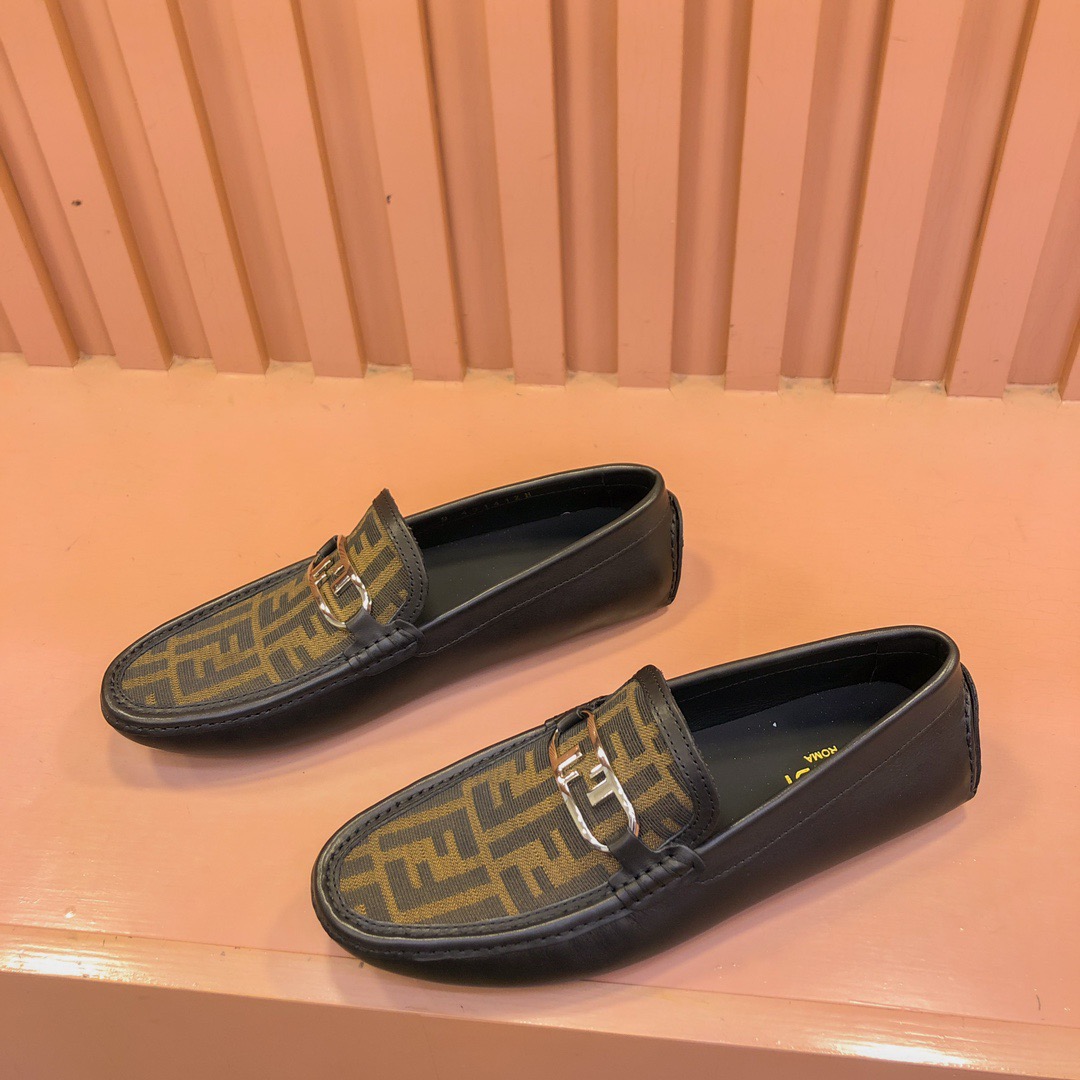 펜디 FENDI 모카신