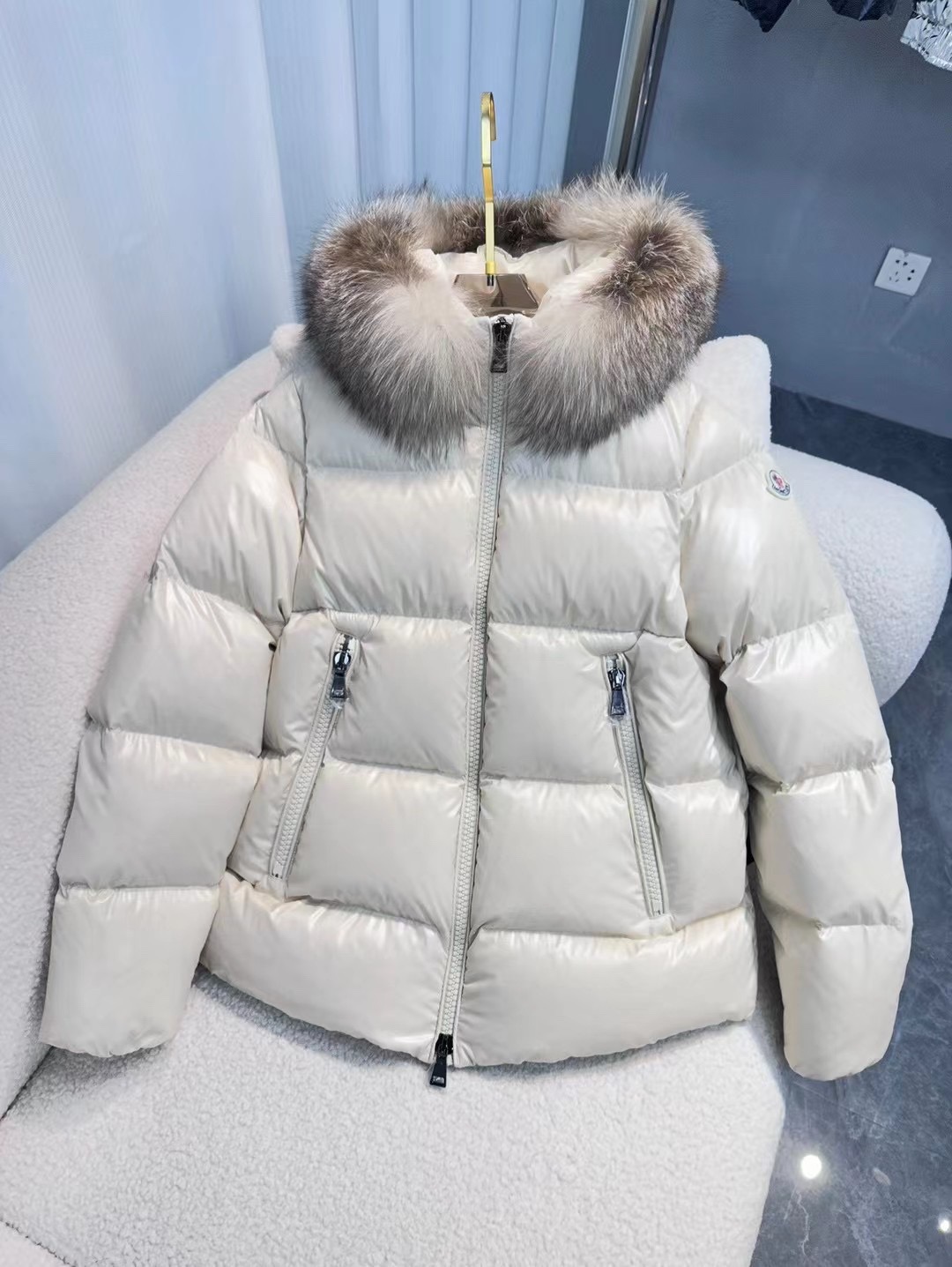 몽클레어 Moncler 패딩