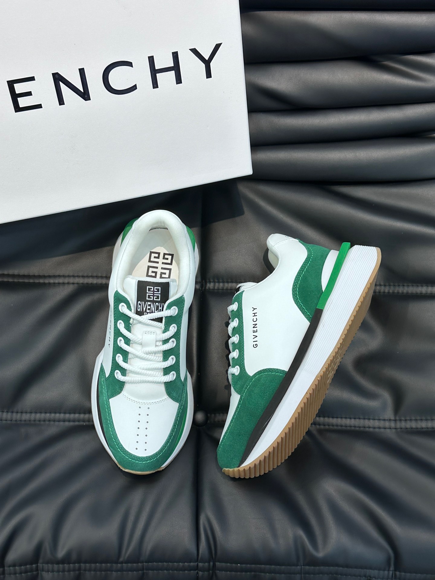 지방시 Givenchy 스니커즈