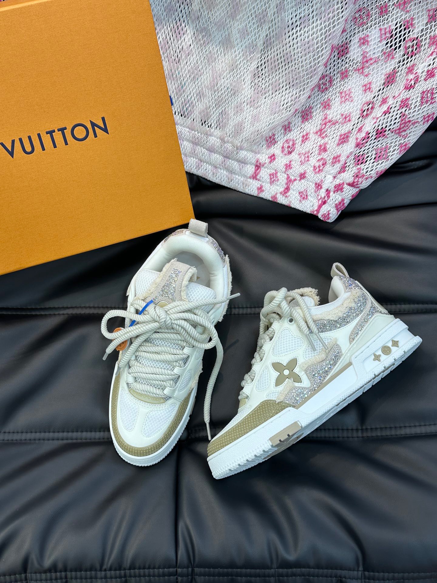 루이비통 Louis Vuitton 스니커즈
