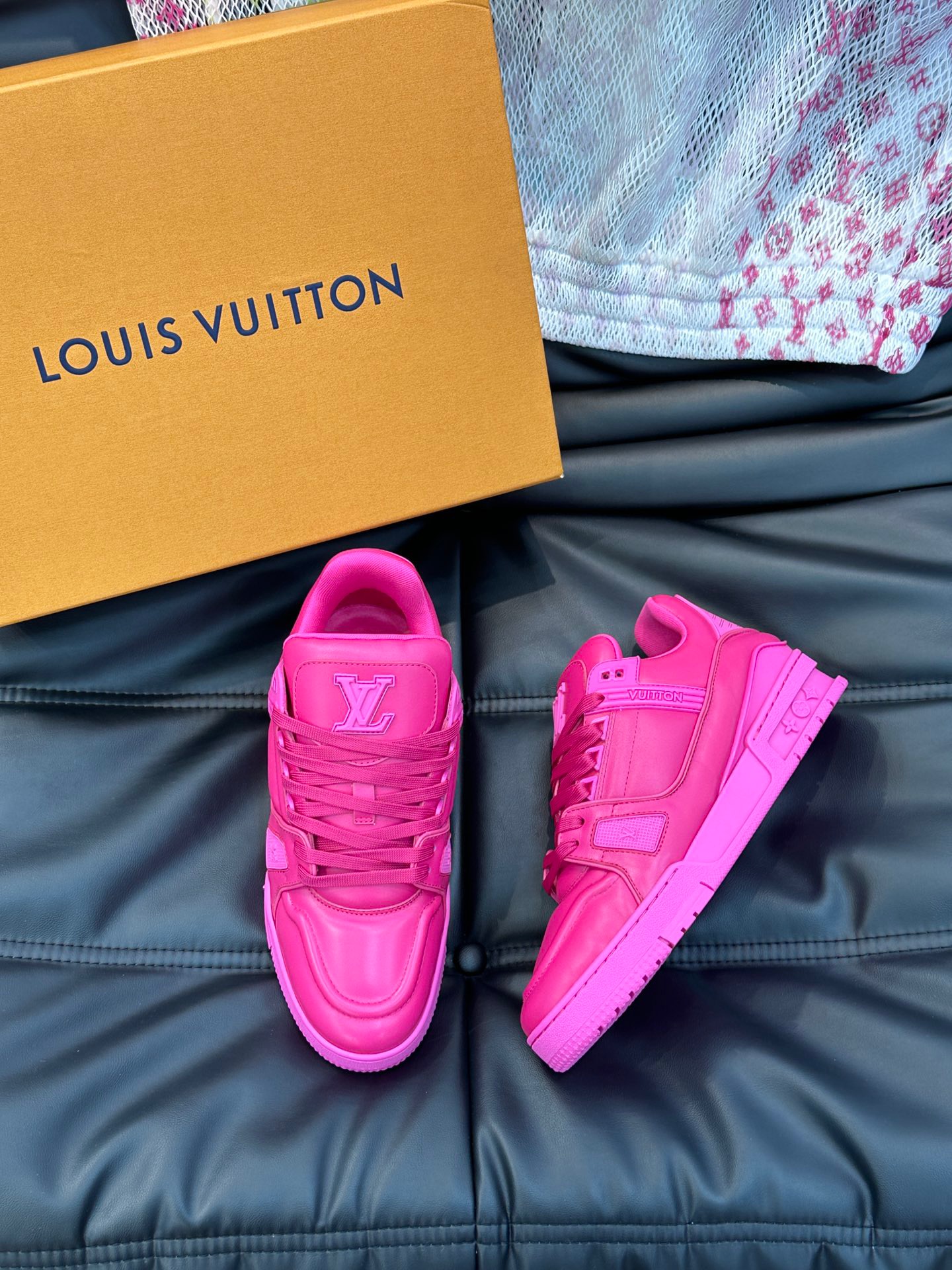 루이비통 Louis Vuitton 스니커즈
