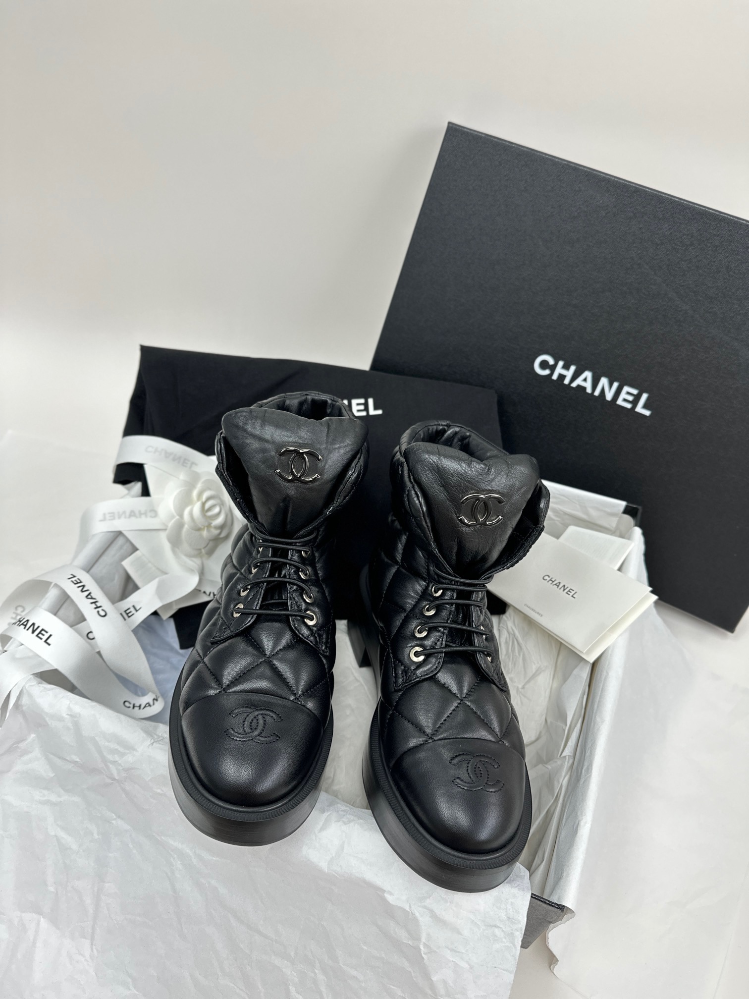 샤넬 CHANEL 스니커즈