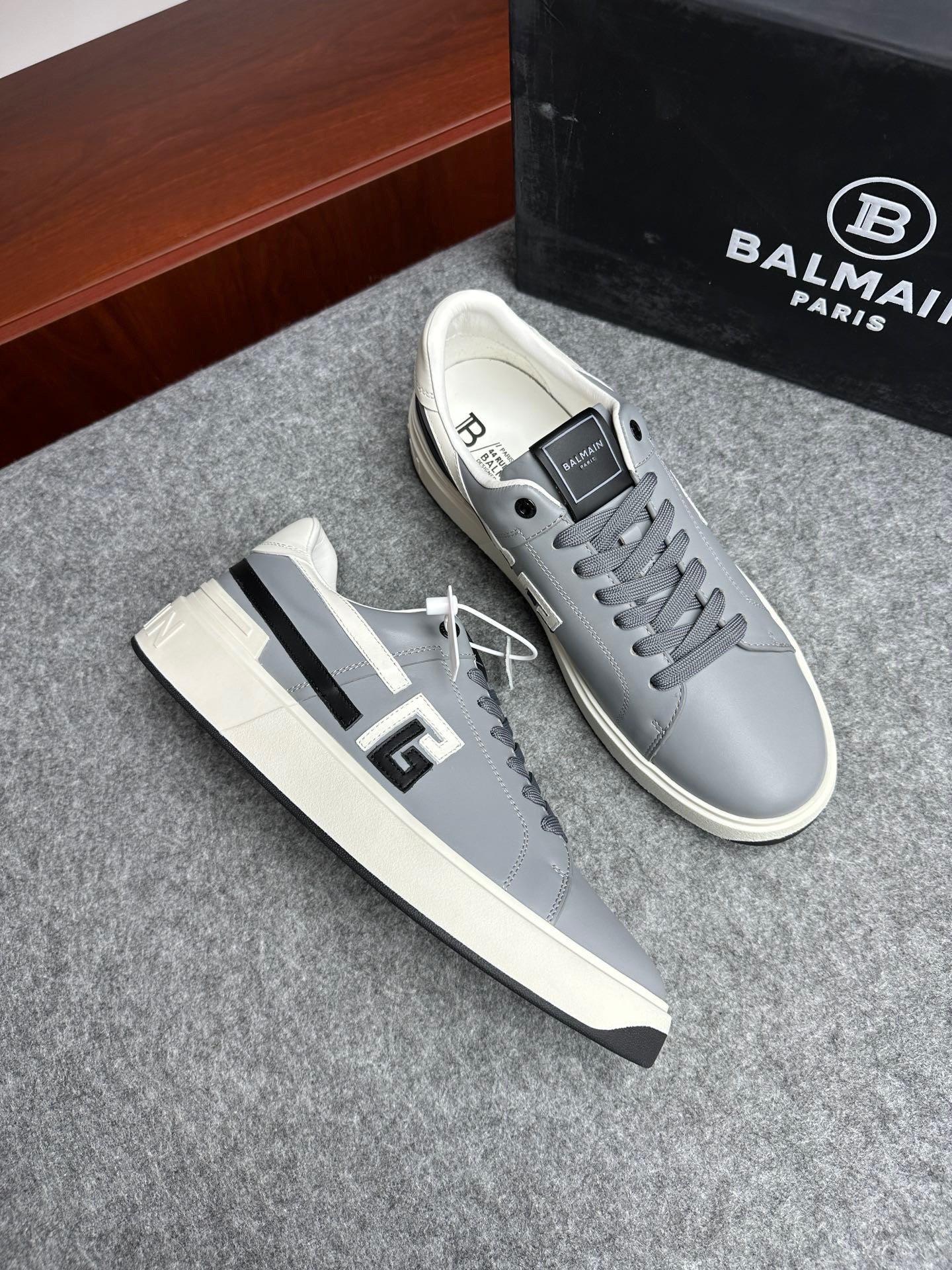 발망 Balmain 스니커즈