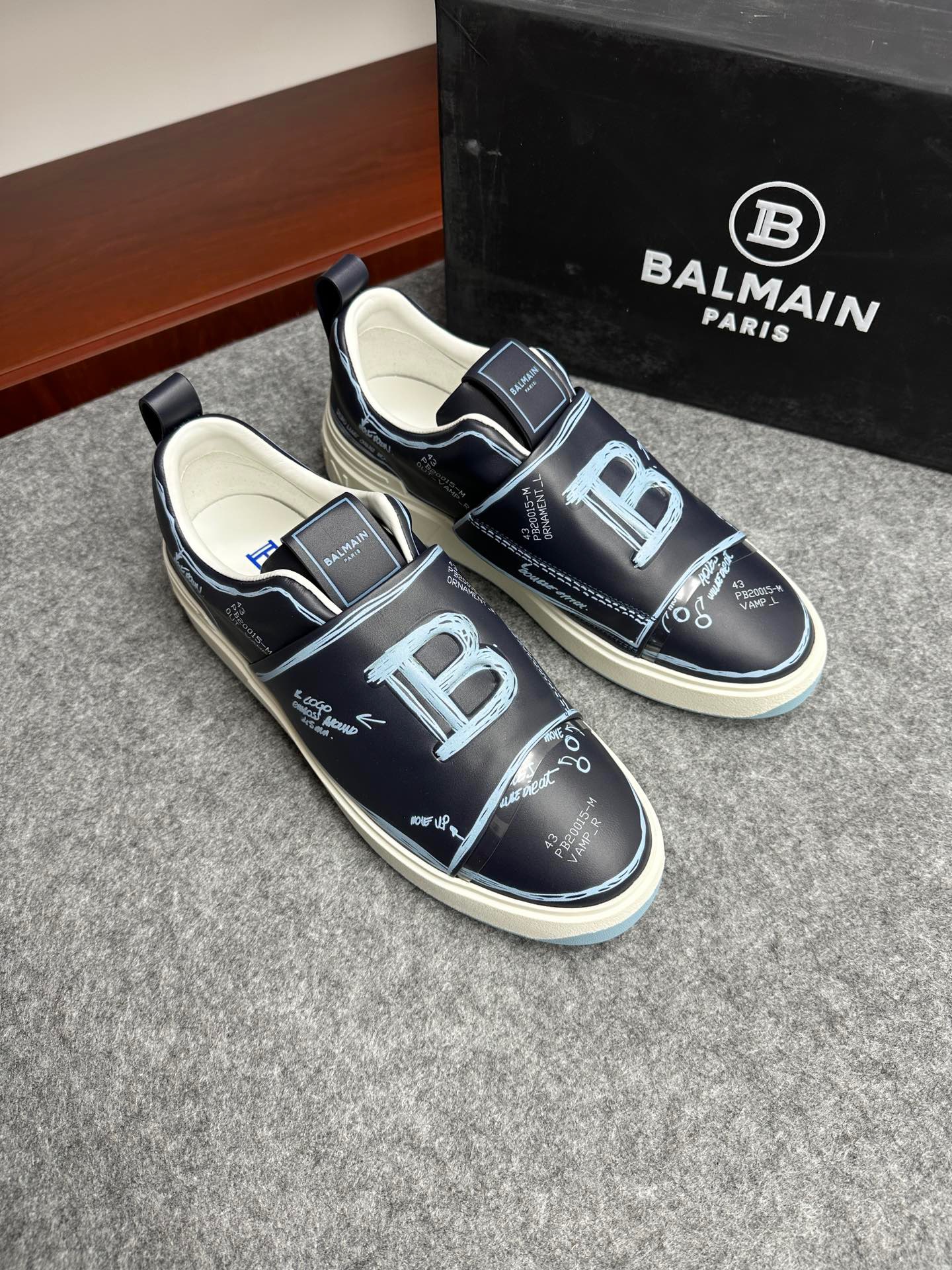 발망 Balmain 스니커즈