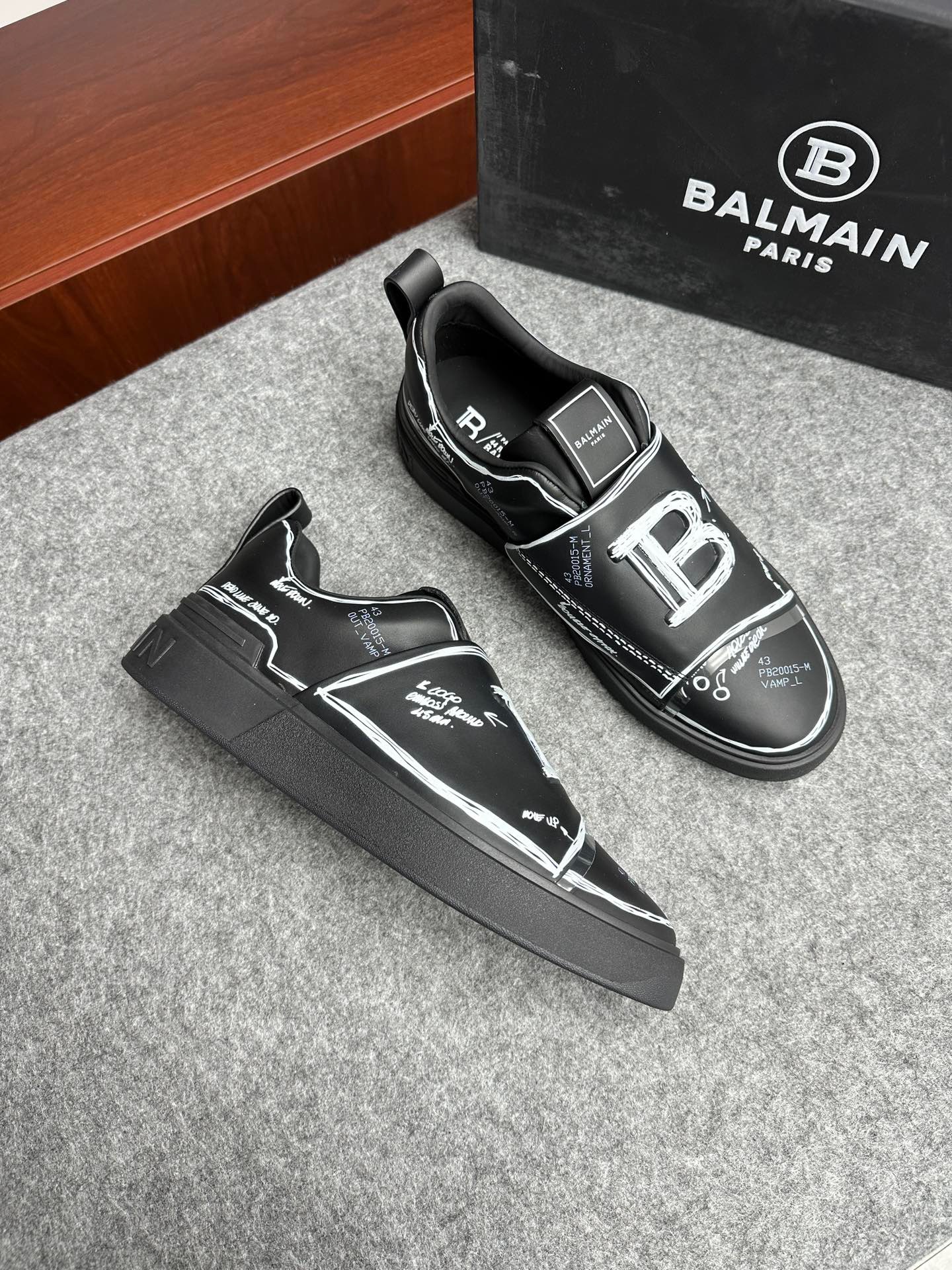 발망 Balmain 스니커즈