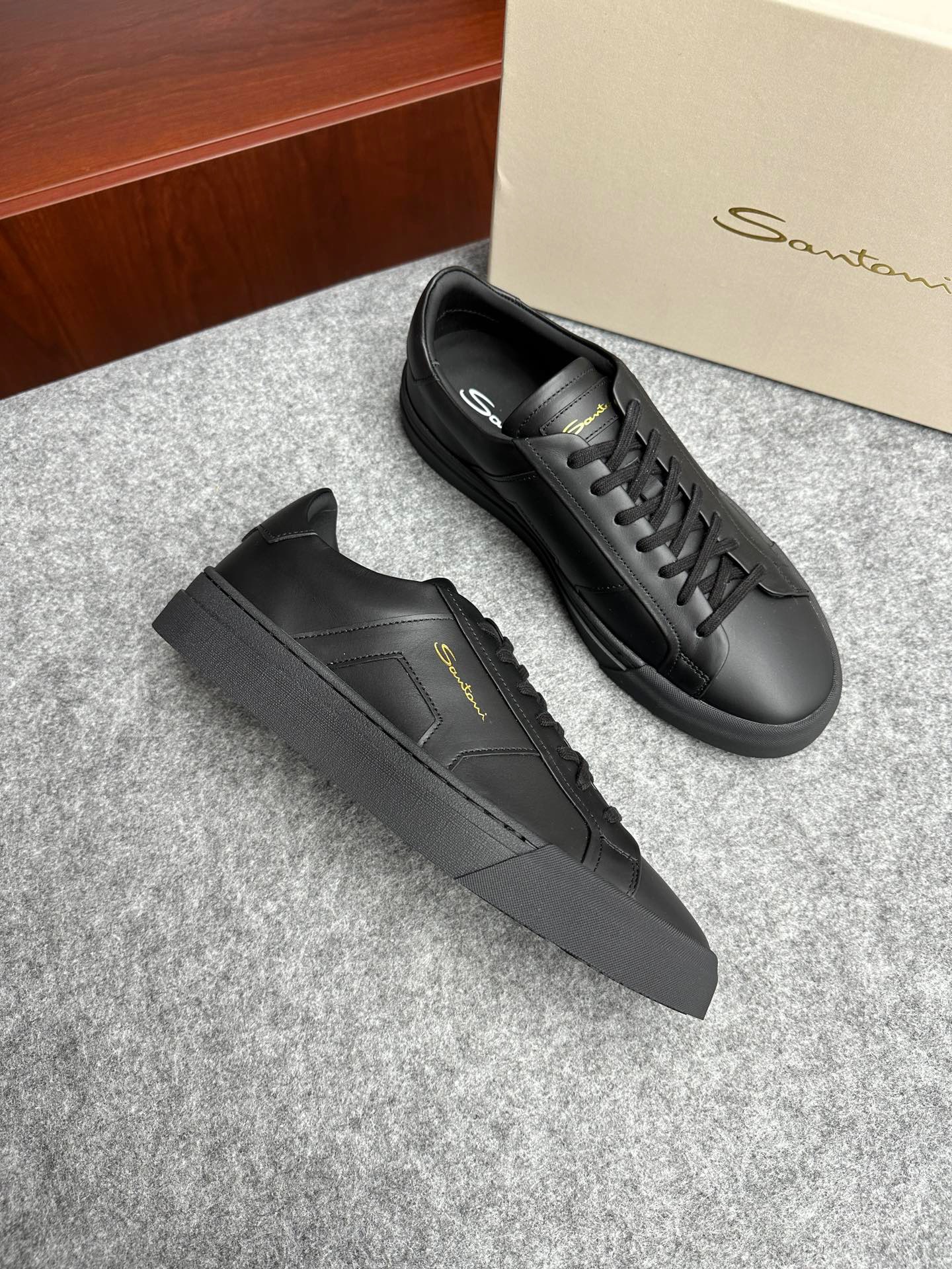 santoni 스니커즈