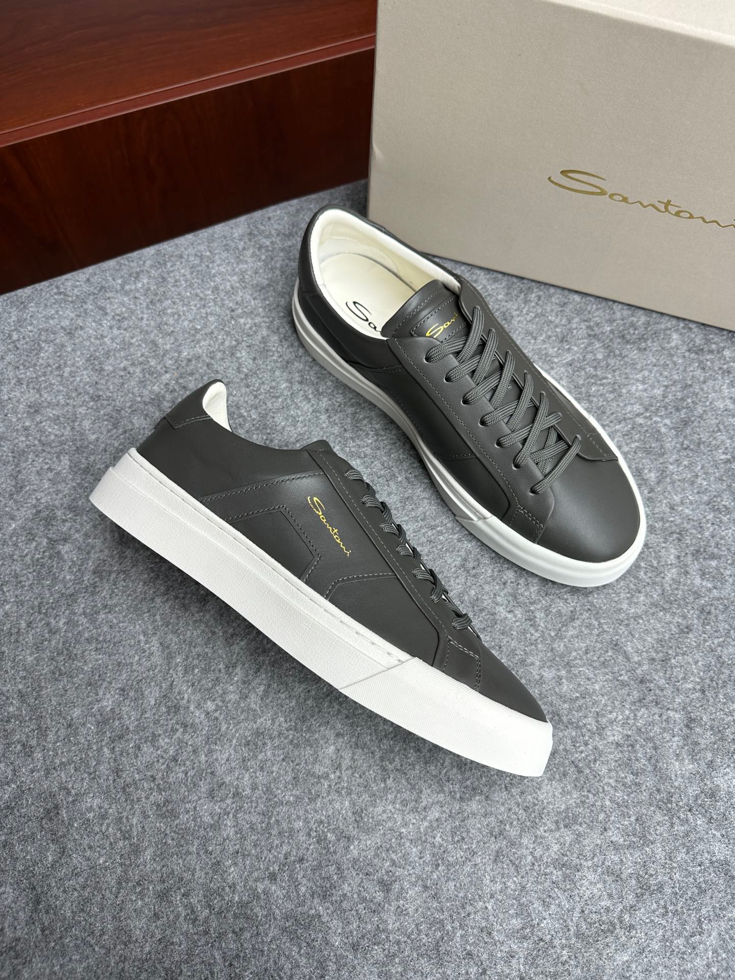 santoni 스니커즈