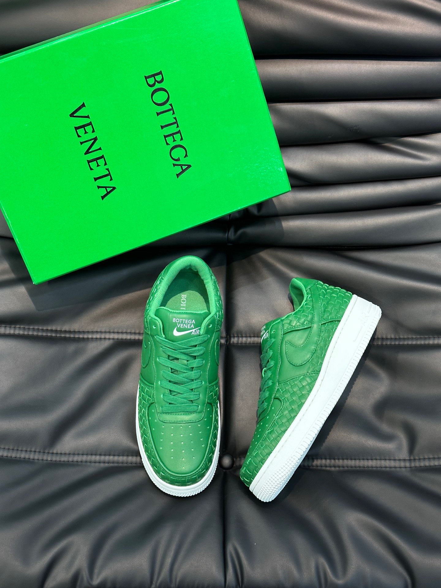 보테가 베네타 Bottega Veneta 스니커즈