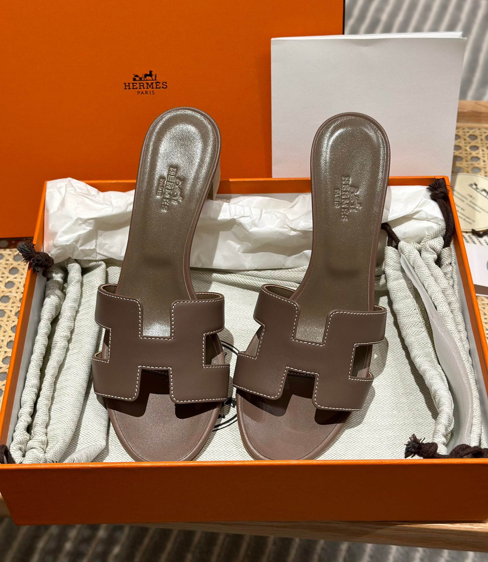 에르메스 Hermes 하이힐
