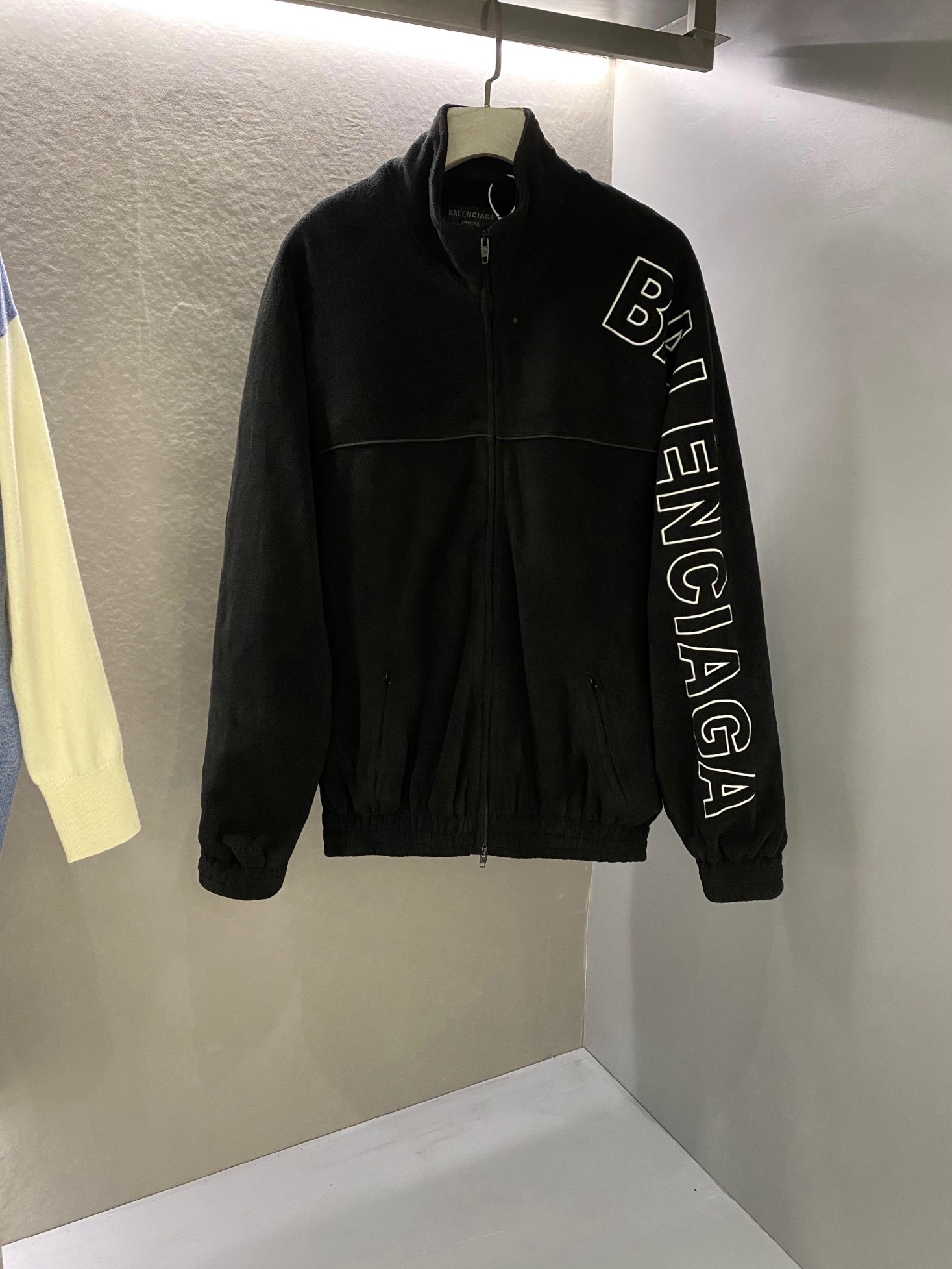 발렌시아가 Balenciaga 재킷