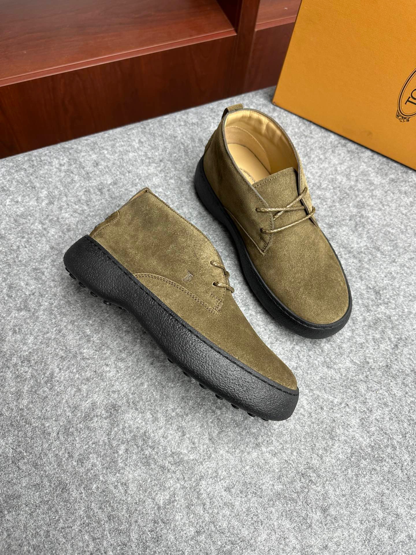 토즈 TOD'S 스니커즈
