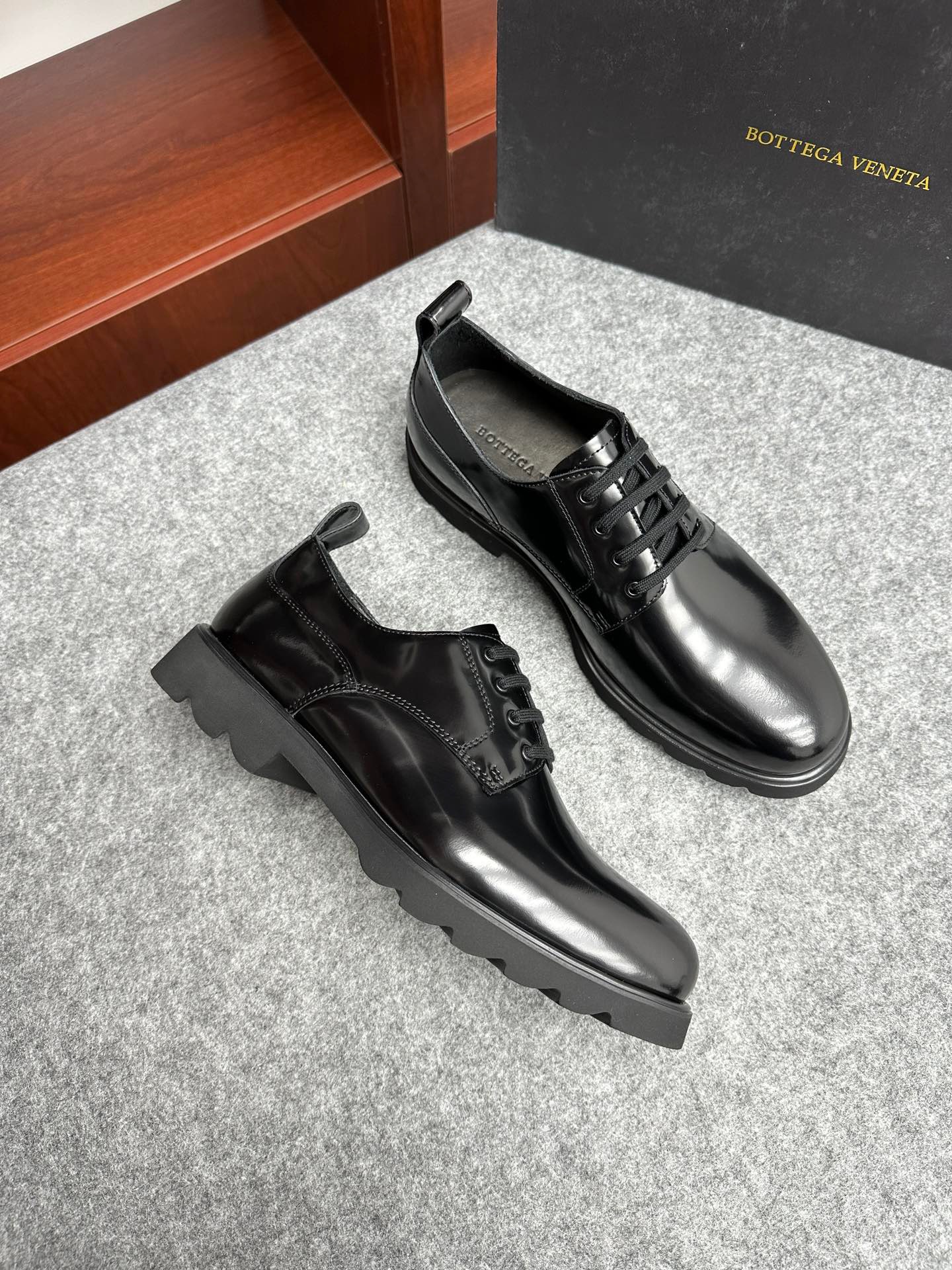 보테가 베네타 Bottega Veneta 구두