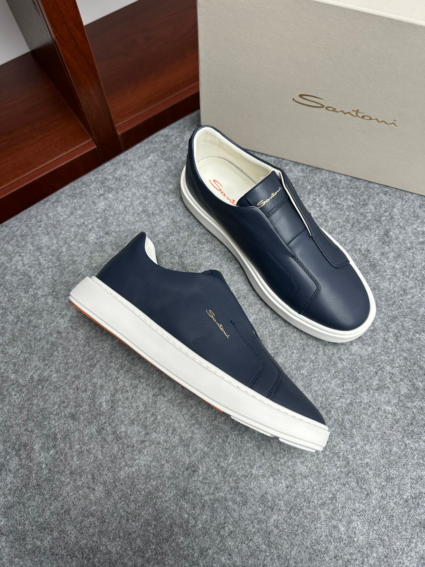 santoni 스니커즈