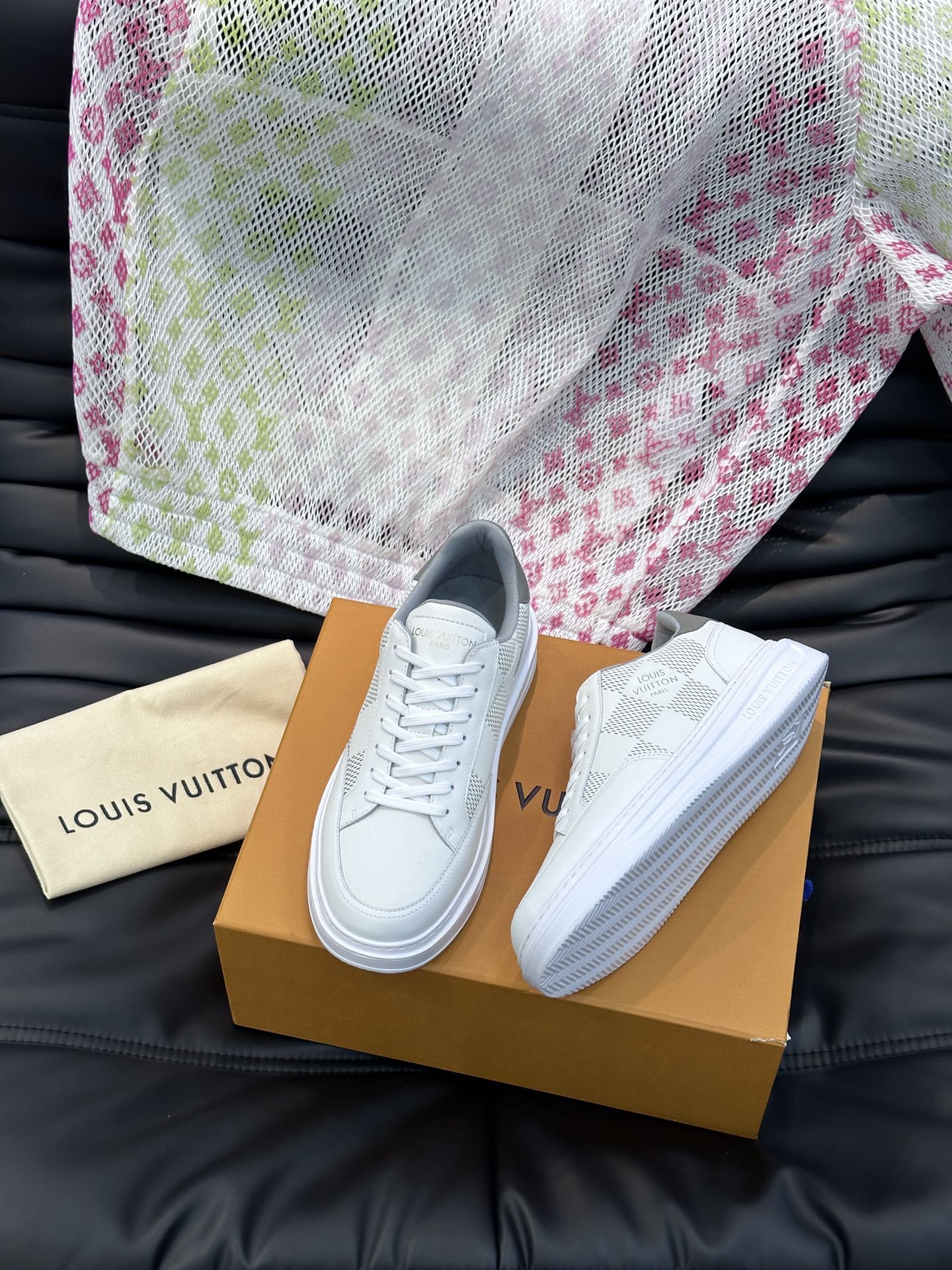 루이비통 Louis Vuitton 스니커즈