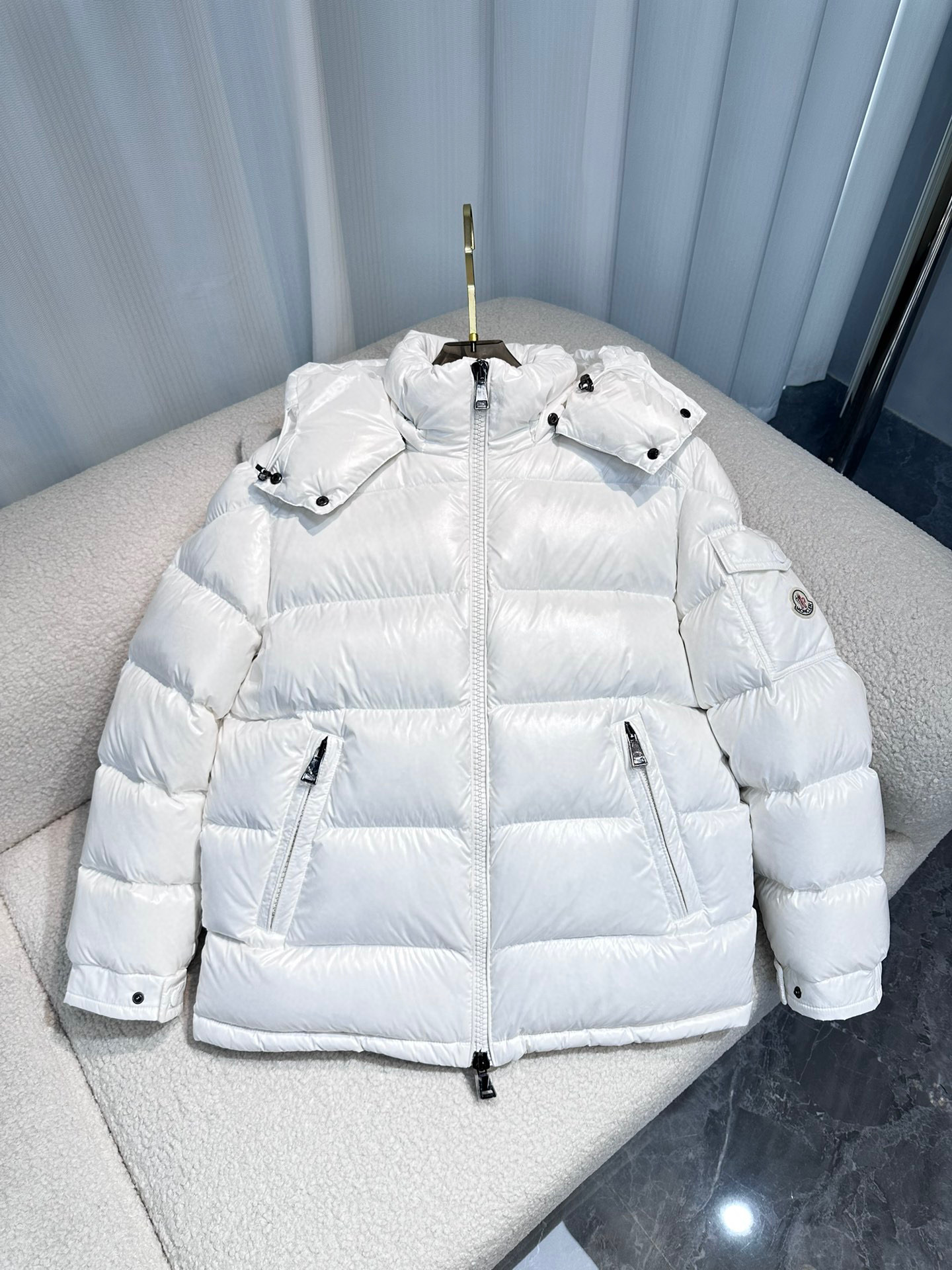 몽클레어 Moncler 패딩