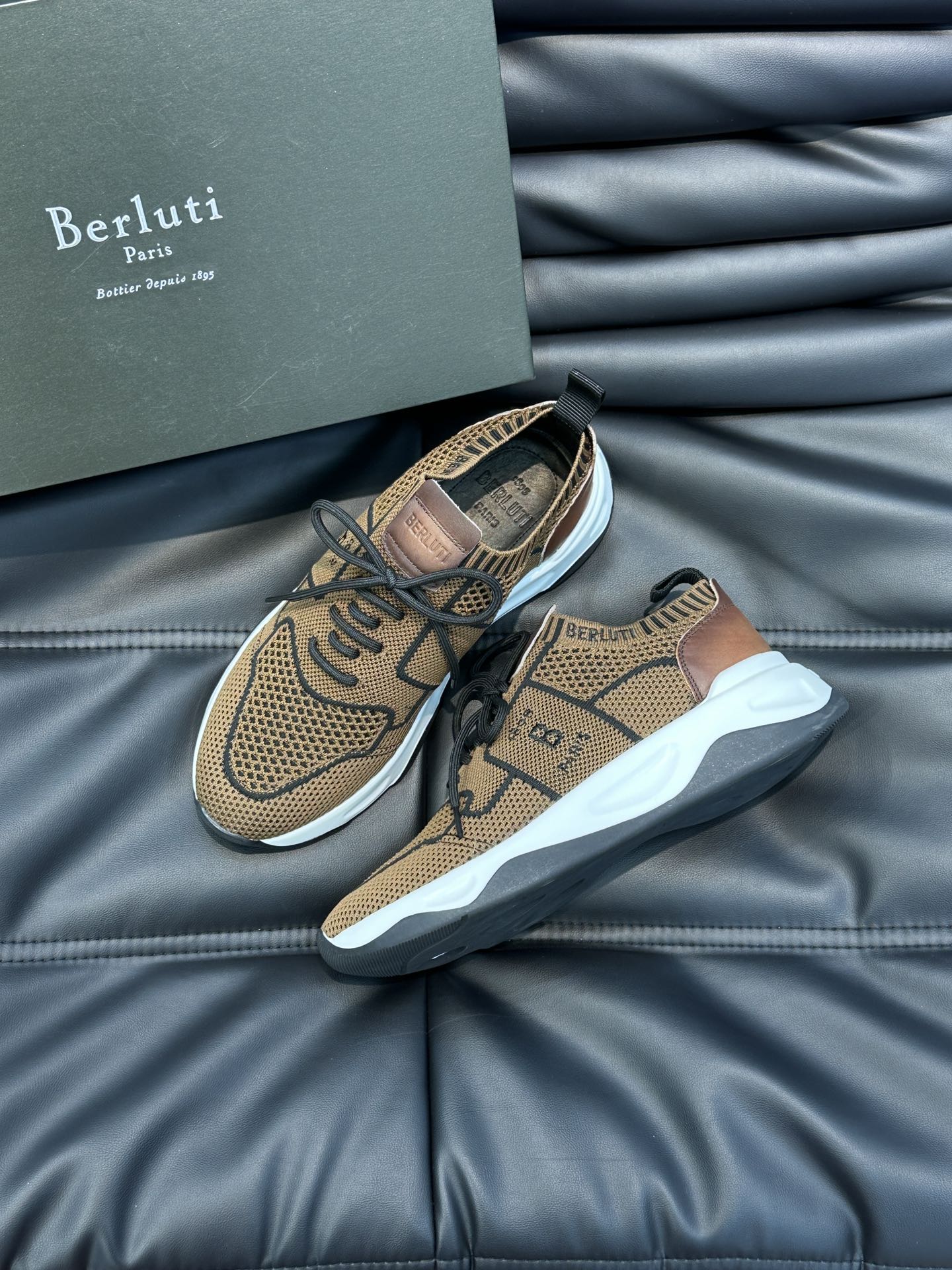 벨루티 Berluti 스니커즈