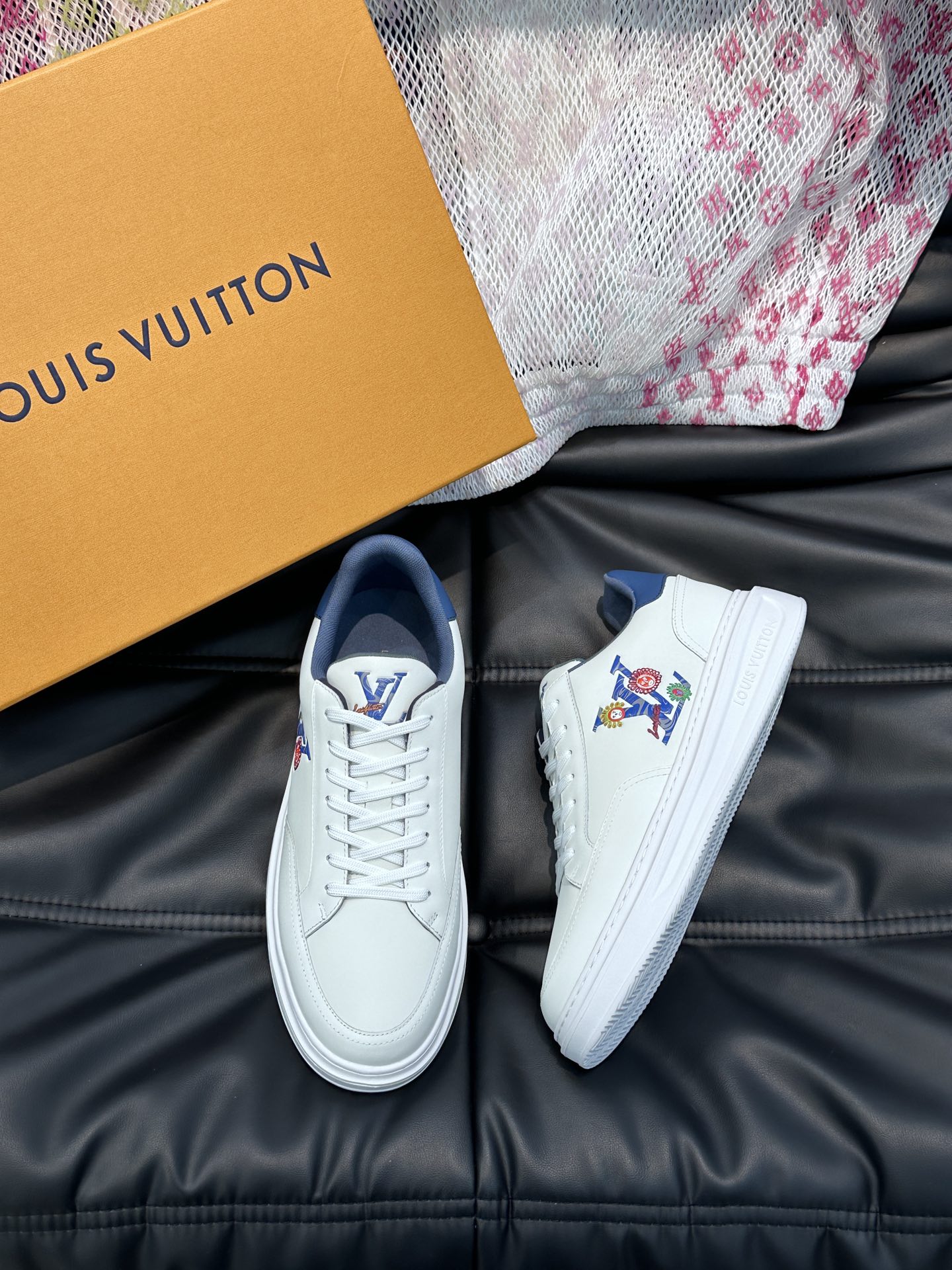 루이비통 Louis Vuitton 스니커즈