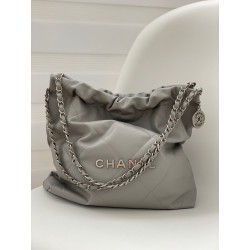 샤넬  CHANEL AS3260 22 스몰 핸드백 샤이니 카프스킨 & 실버 메탈  35CM