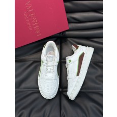 발렌티노 Valentino 스니커즈