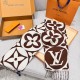 루이비통 Louis Vuitton MEDALLION 메달리언 스카프 M79215