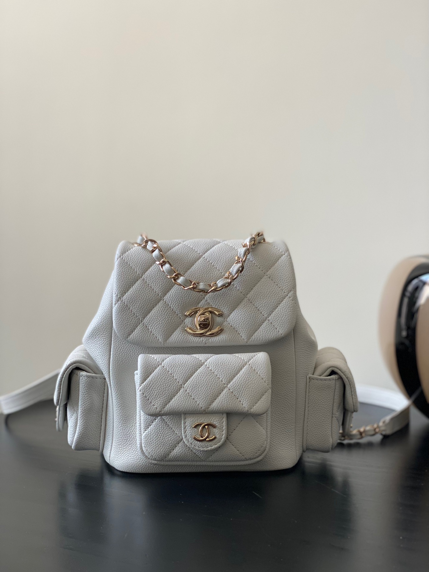 샤넬 CHANEL AS4399 23K Duma 백팩 19.5CM