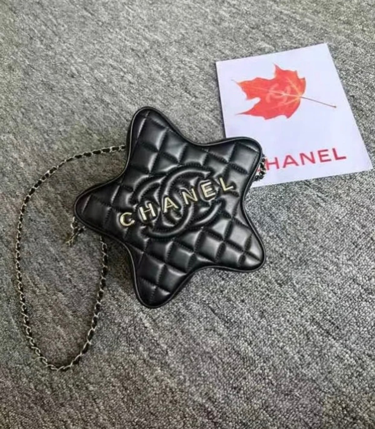 샤넬 CHANEL S4579 24C 스타 핸드백  & 골드 메탈  22.5CM