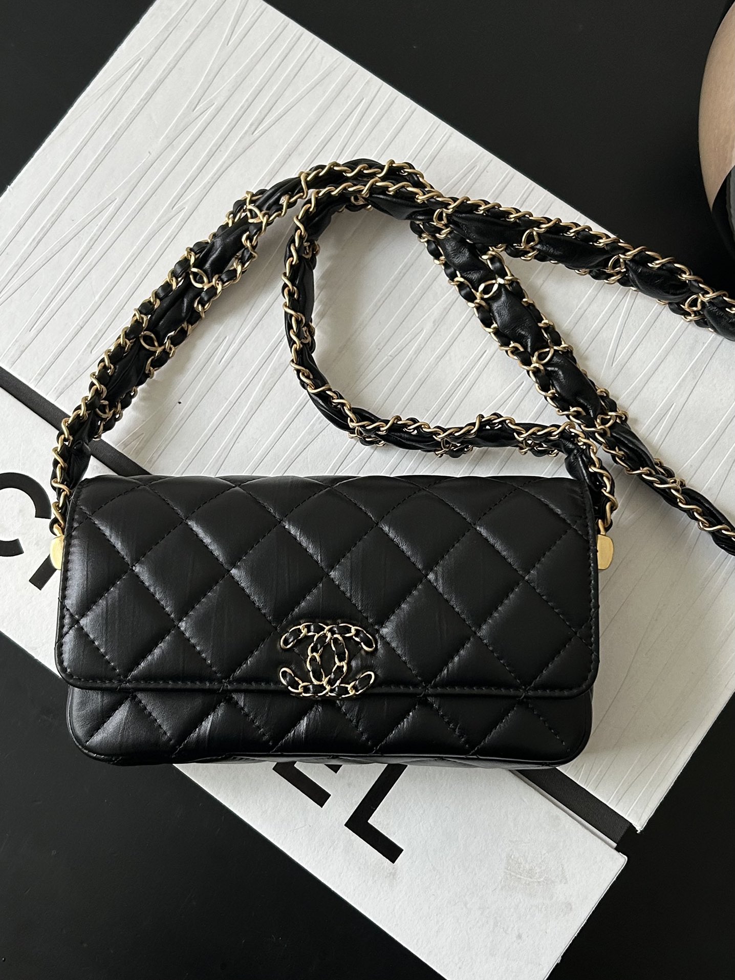 샤넬 CHANEL AP3570 WOC 크로스 백 17.5CM