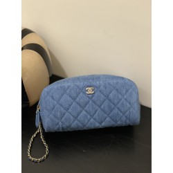 샤넬 CHANEL AP3743 24C 클러치 18CM