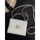 샤넬 CHANEL AP3237 23P 체인 달린 미니백  & 골드 메탈 화이트 11.5CM