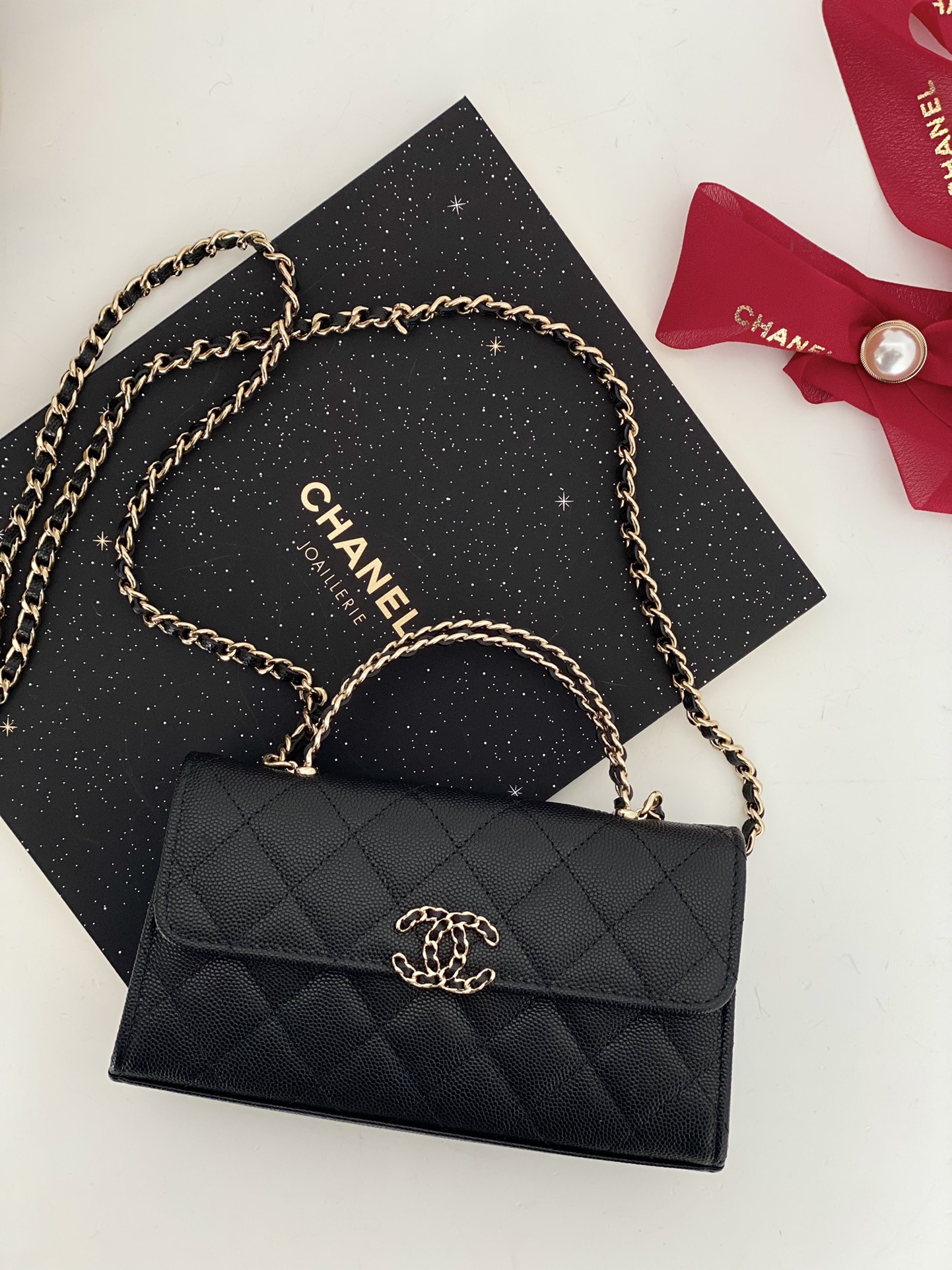 샤넬 CHANEL AP3242 23P KELLY 체인 달린 미니백  & 골드 메탈 18CM