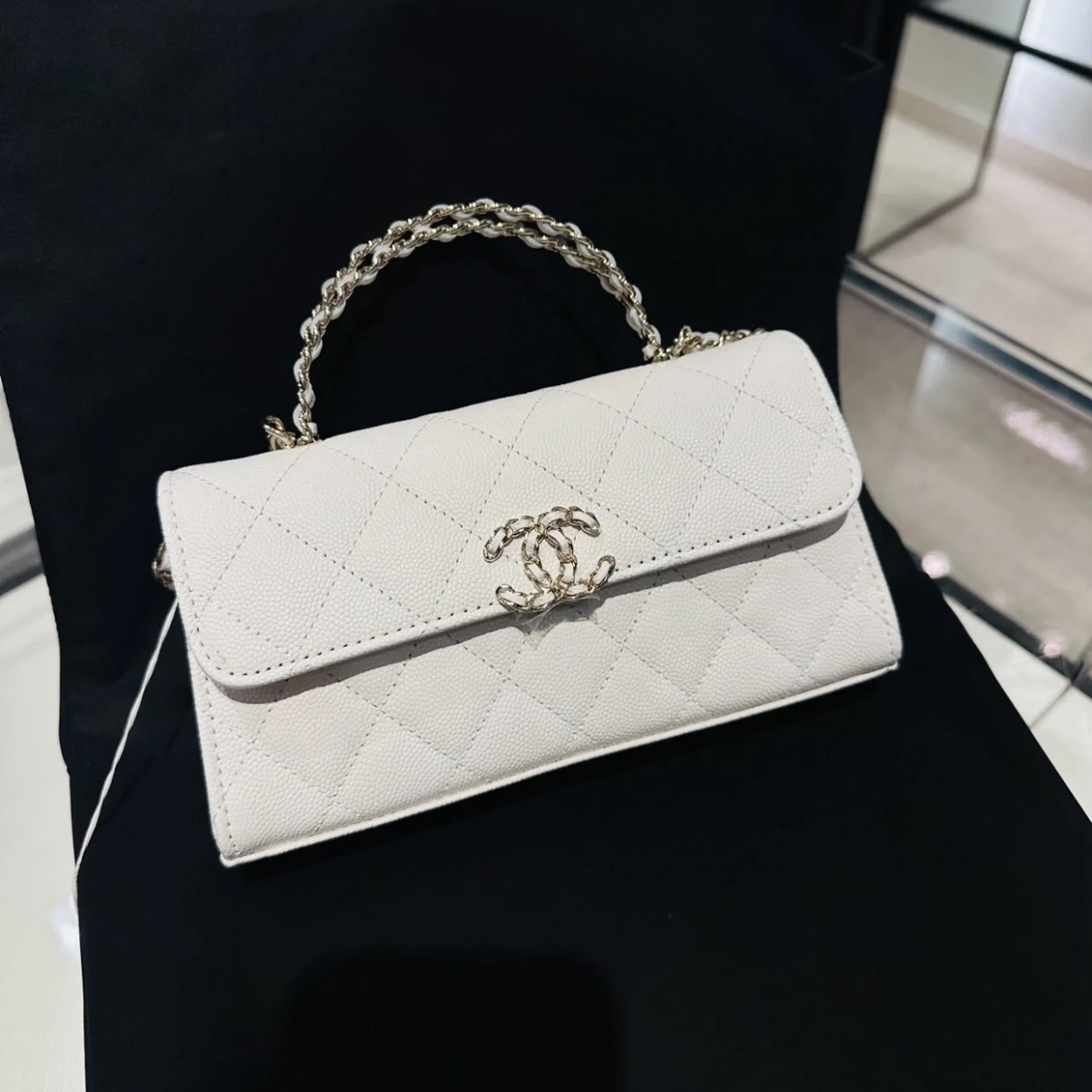 샤넬 CHANEL AP3242 23P KELLY 체인 달린 미니백  & 골드 메탈 18CM