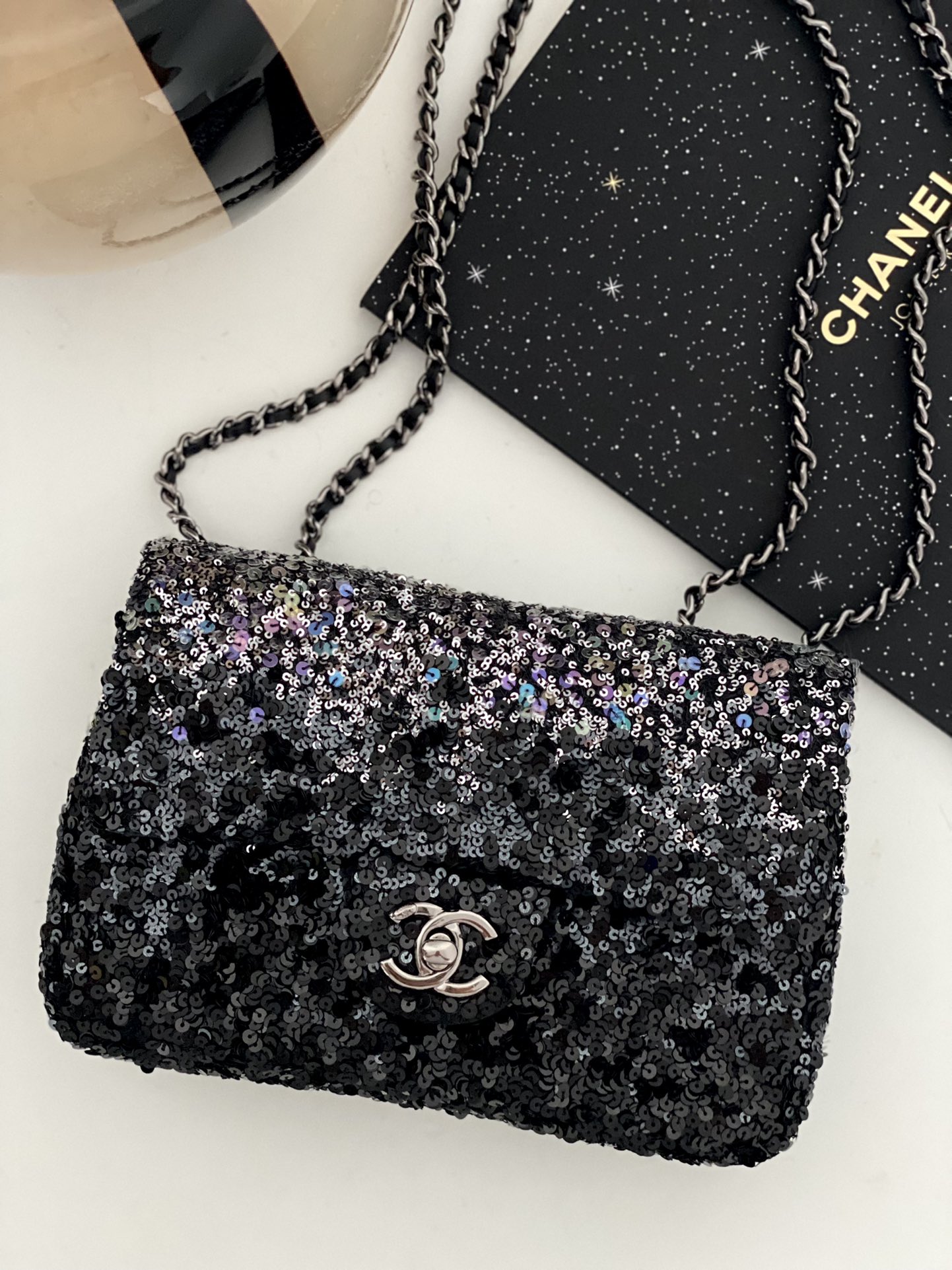 샤넬 CHANEL AS3965 23S 숄더백 20CM