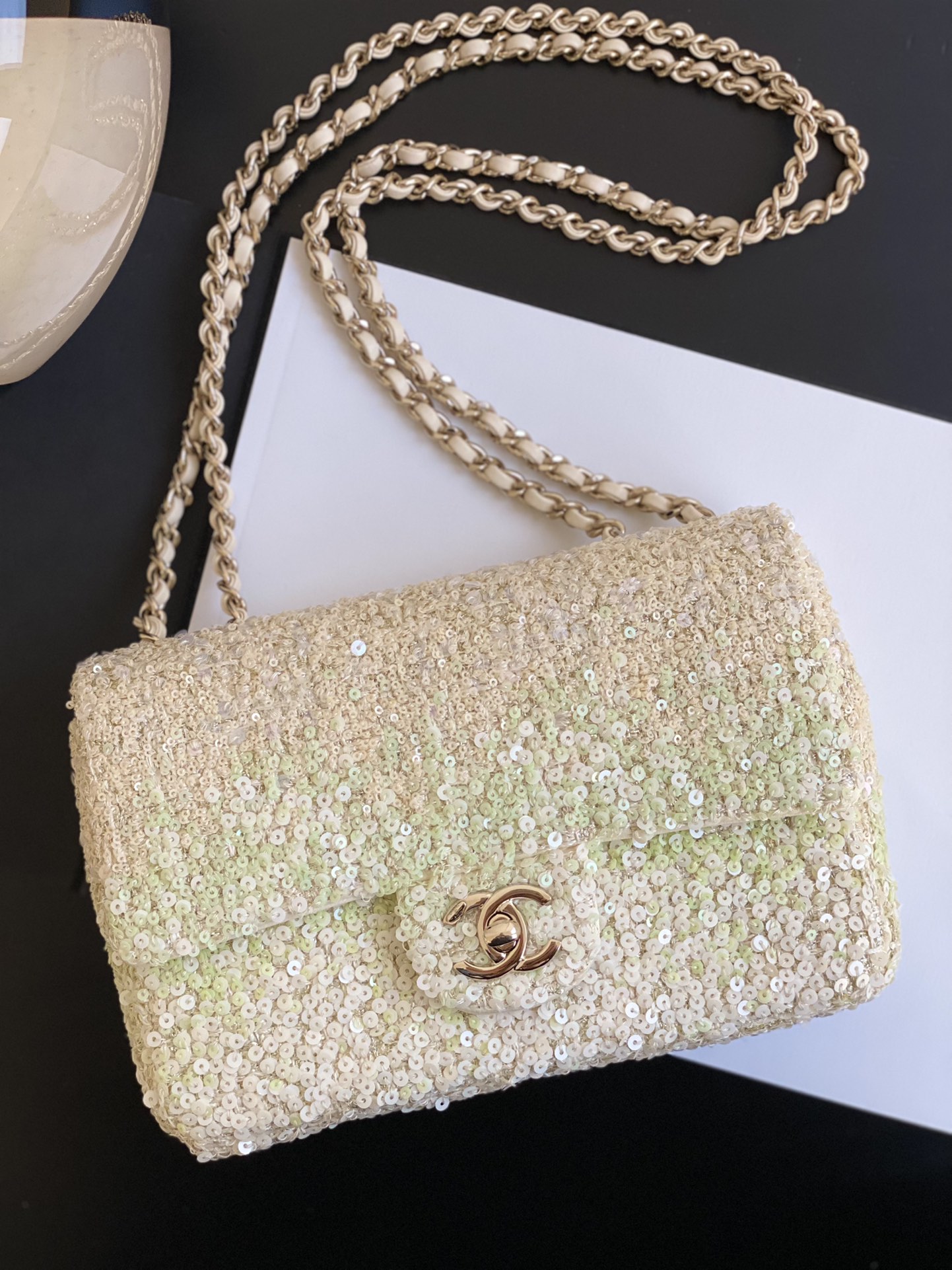 샤넬 CHANEL AS3965 23S 숄더백 20CM