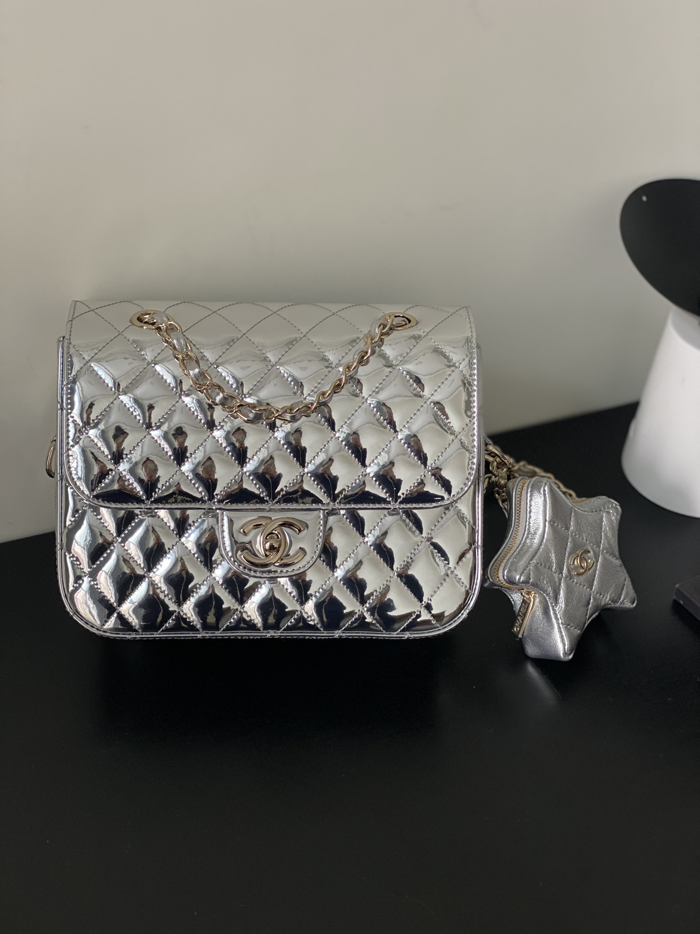 샤넬 CHANEL AS4649 24C 백팩 23.5CM