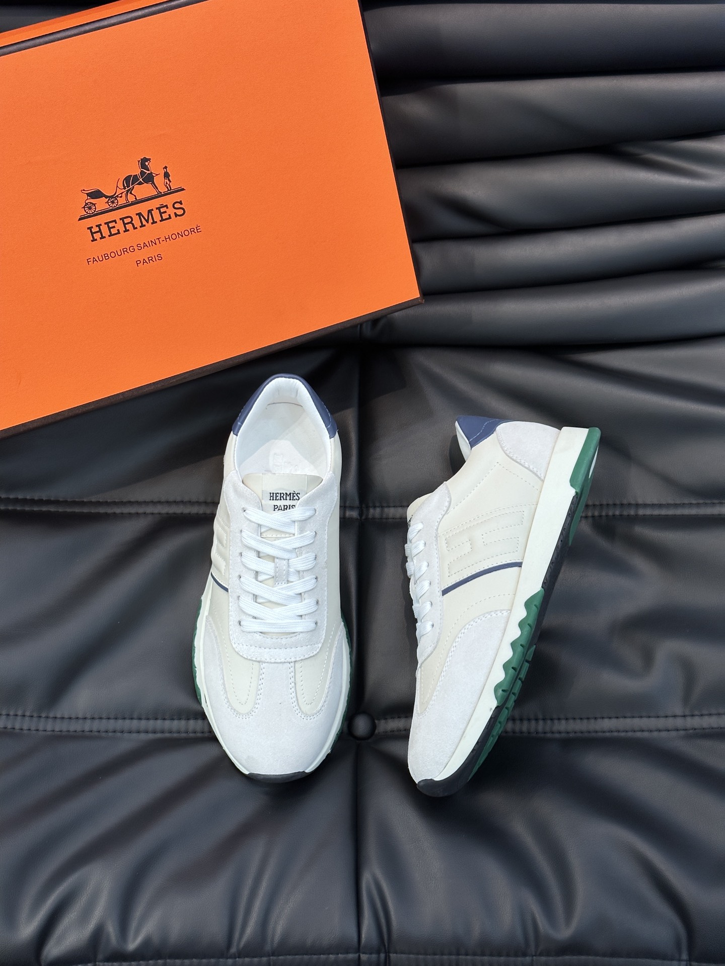에르메스 Hermes 스니커즈