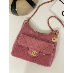 샤넬 CHANEL AS3690 23B 호보백 & 골드 메탈 21.5CM