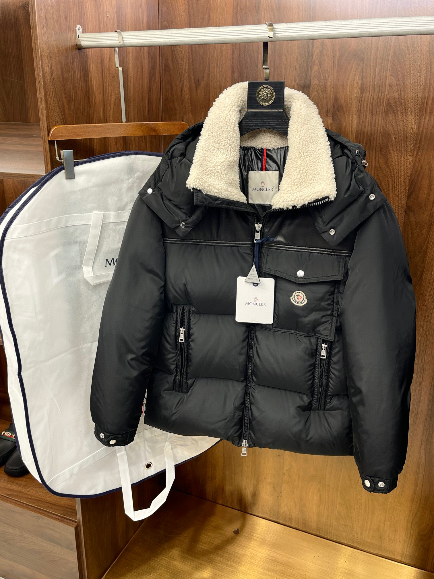 몽클레어 Moncler 패딩