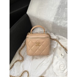 샤넬 CHANEL AP2198 스몰 체인 코스메틱 케이스 램스킨 & 골드 메탈 11CM