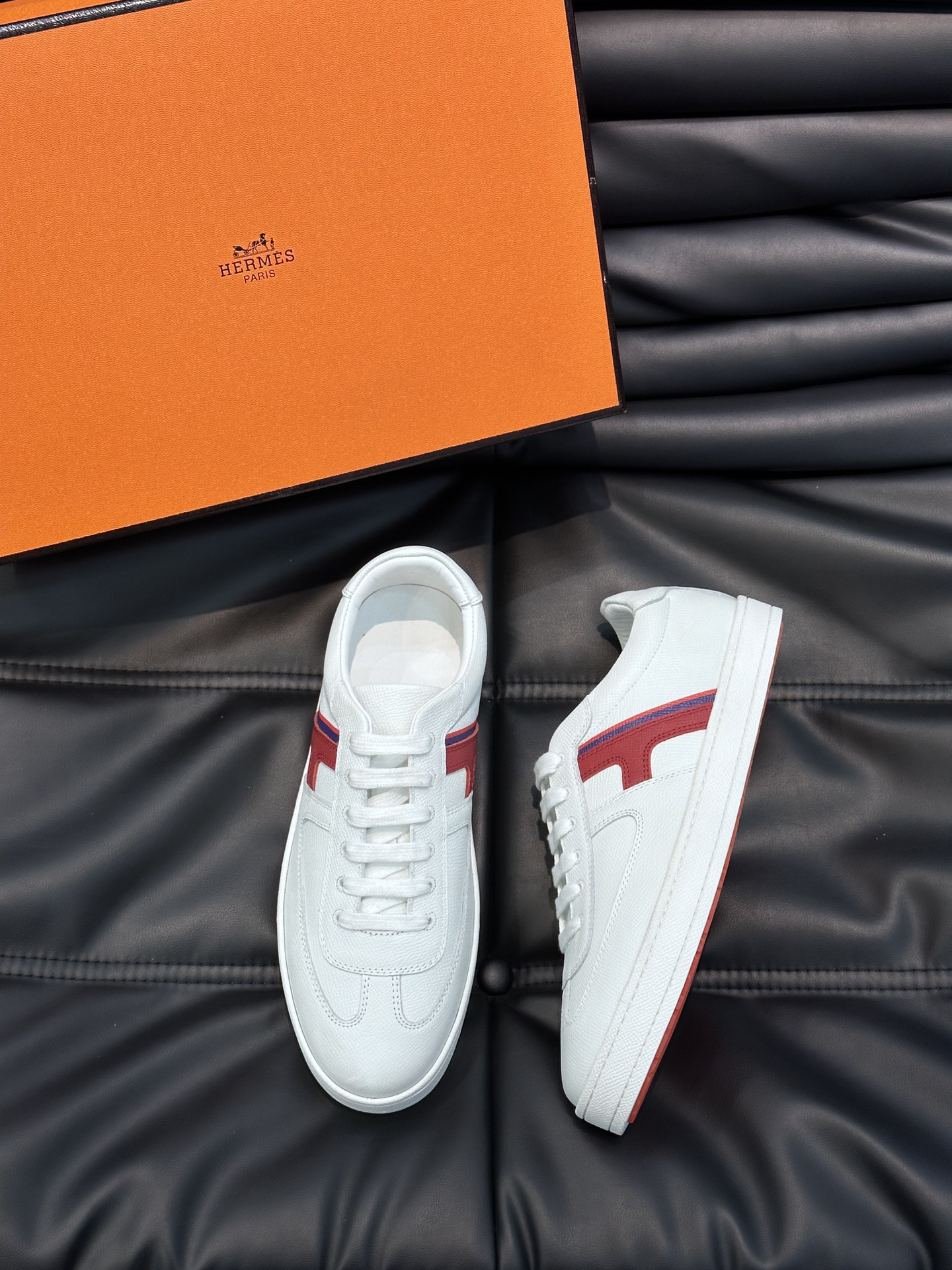 에르메스 Hermes 스니커즈