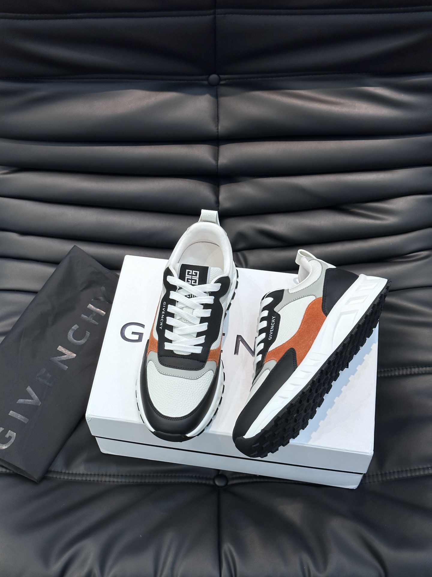 지방시 Givenchy 스니커즈