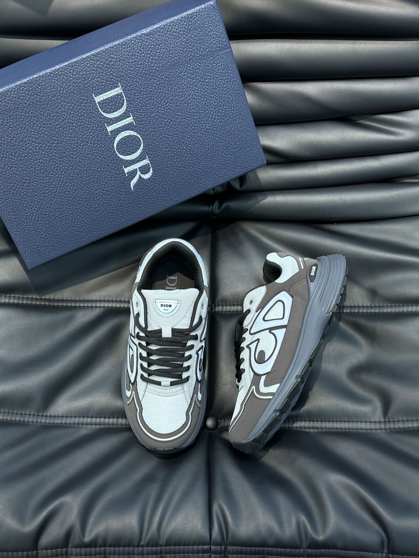 디올 Dior 스니커즈