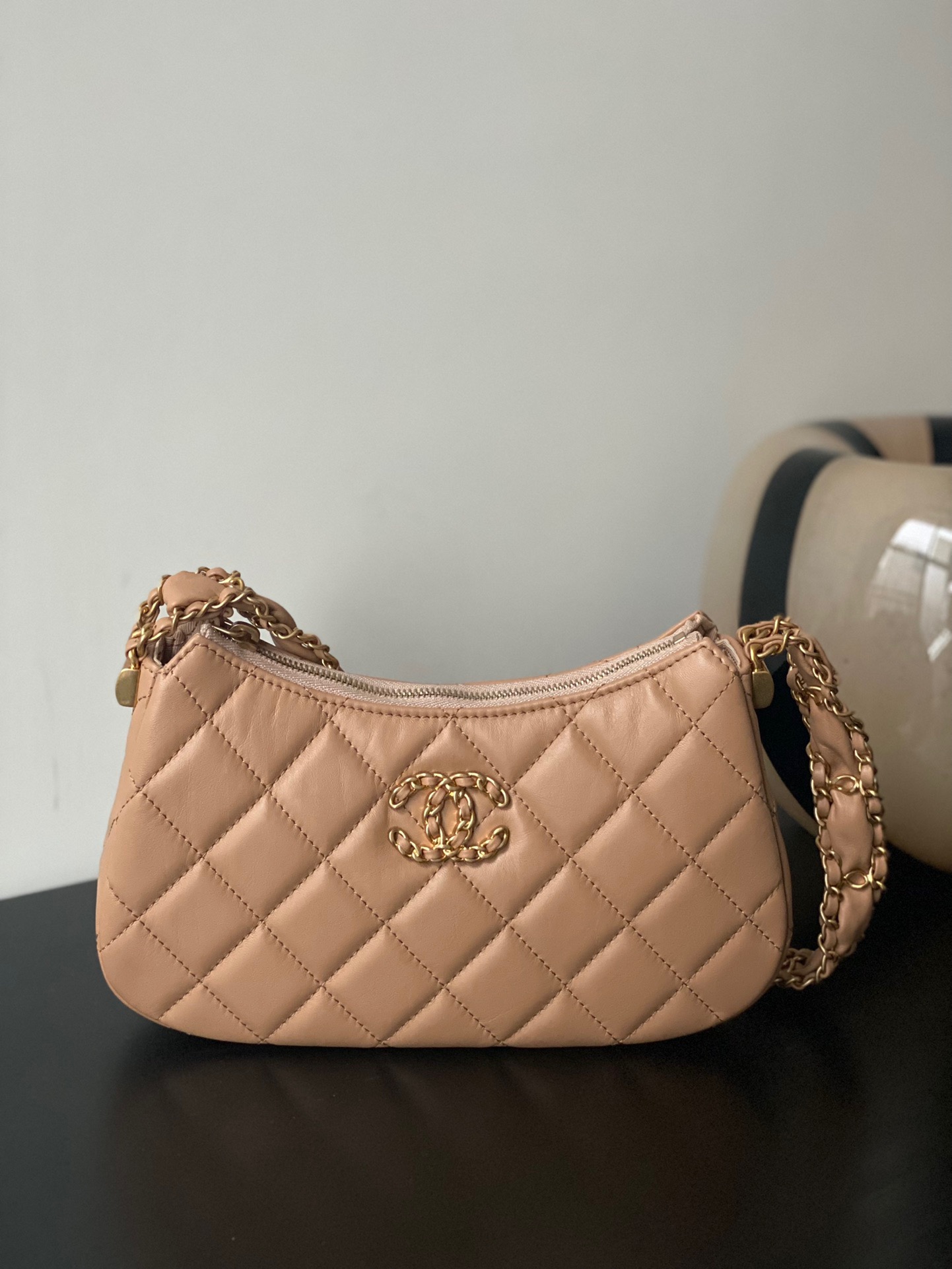 샤넬 CHANEL AP3647 숄더백 & 골드 메탈 20CM