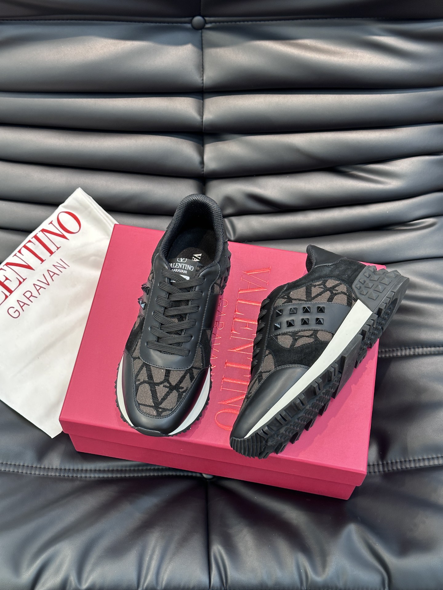 발렌티노 Valentino 스니커즈