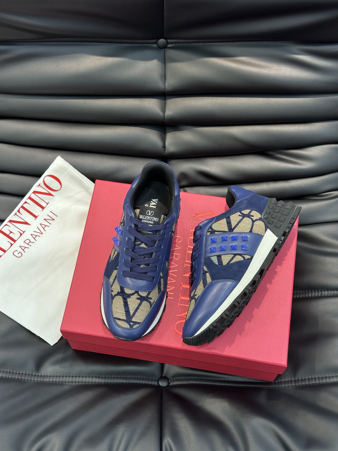 발렌티노 Valentino 스니커즈