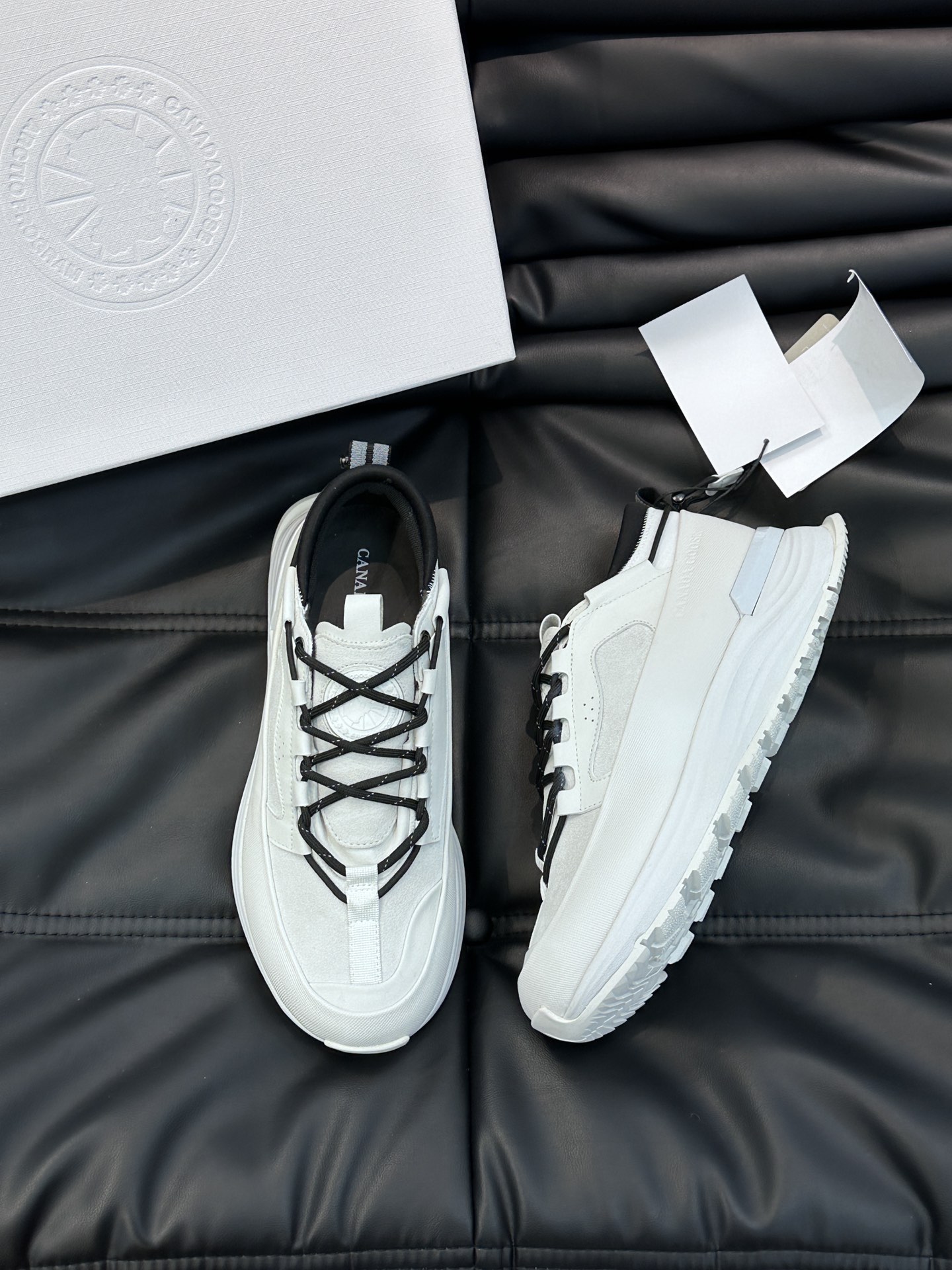 캐나다구스 Canada Goose 스니커즈