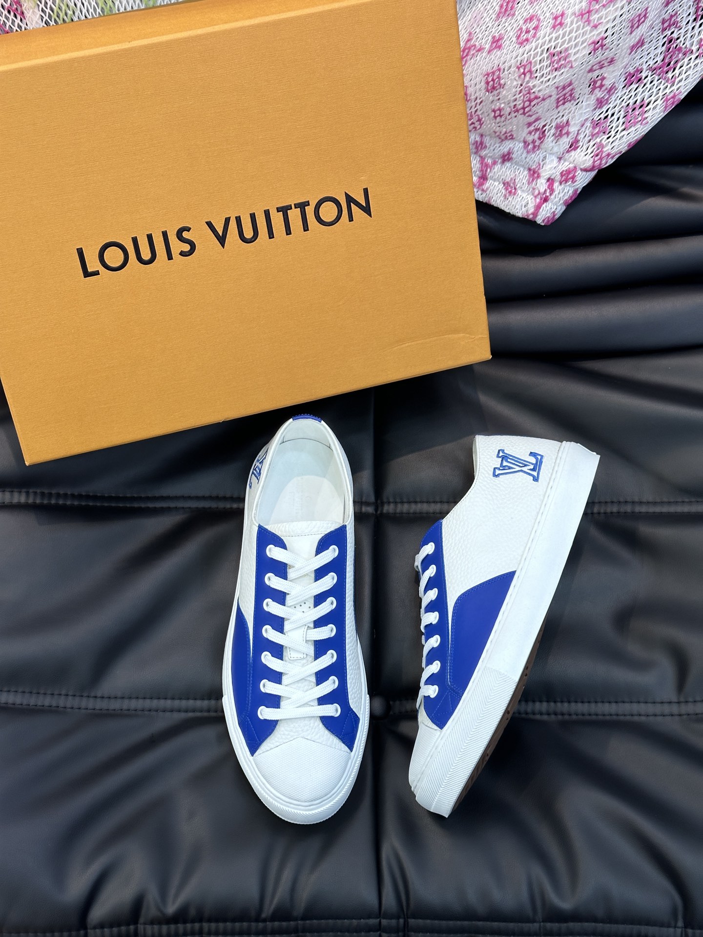 루이비통 Louis Vuitton 스니커즈